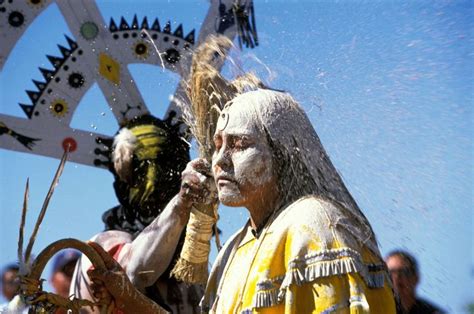 巴西第四世紀「太陽祭儀」與部落聯盟的興衰